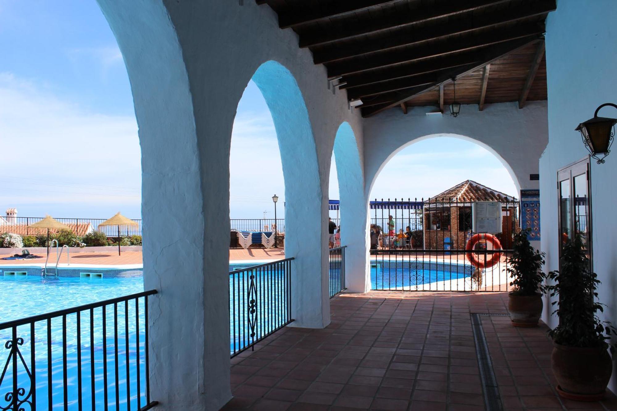Apartamento Capistrano Village Nerja Eksteriør billede