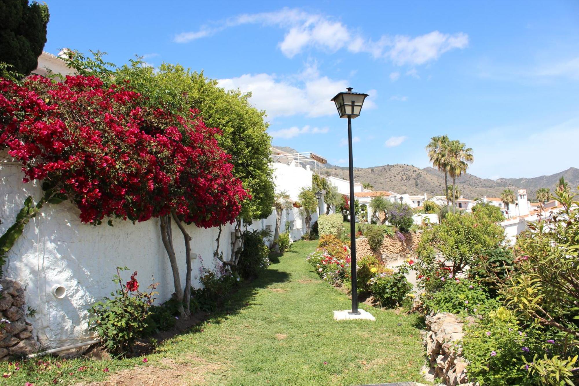 Apartamento Capistrano Village Nerja Eksteriør billede